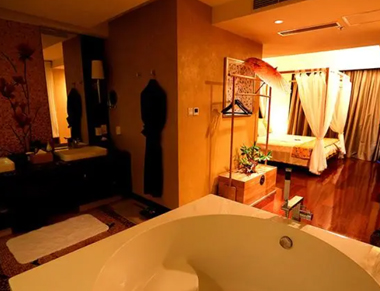 长沙望城养生会所的黄昏恋：当爱情遇上八十岁